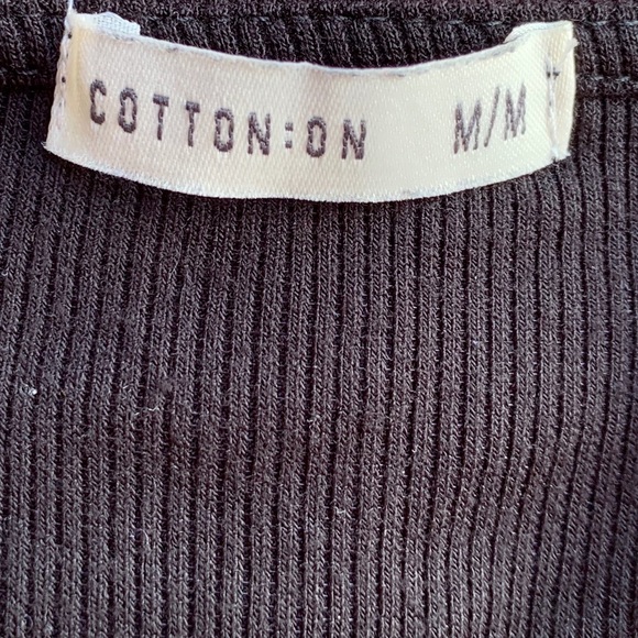 Front-tie cropped shirt - Picture 5 of 5